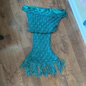 Mermaid tail blanket